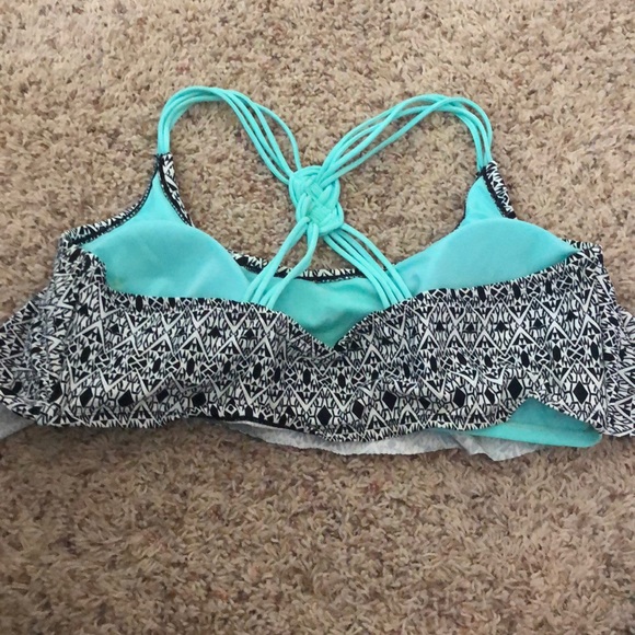 Geo tribal print bikini top - Picture 2 of 4